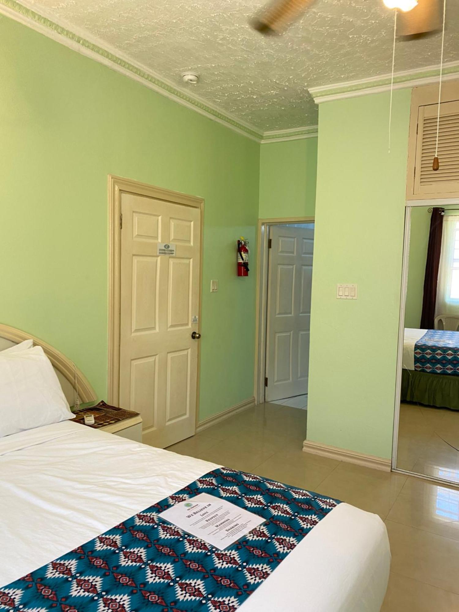 All Nations Guest House Πορτ Αντόνιο Εξωτερικό φωτογραφία